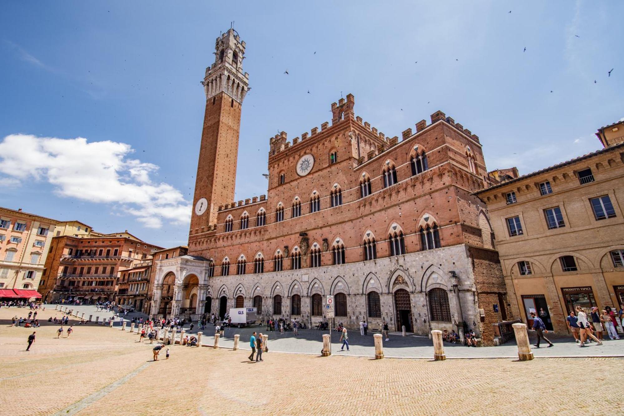 Charme Centro Storico Apartment Siena Exterior foto