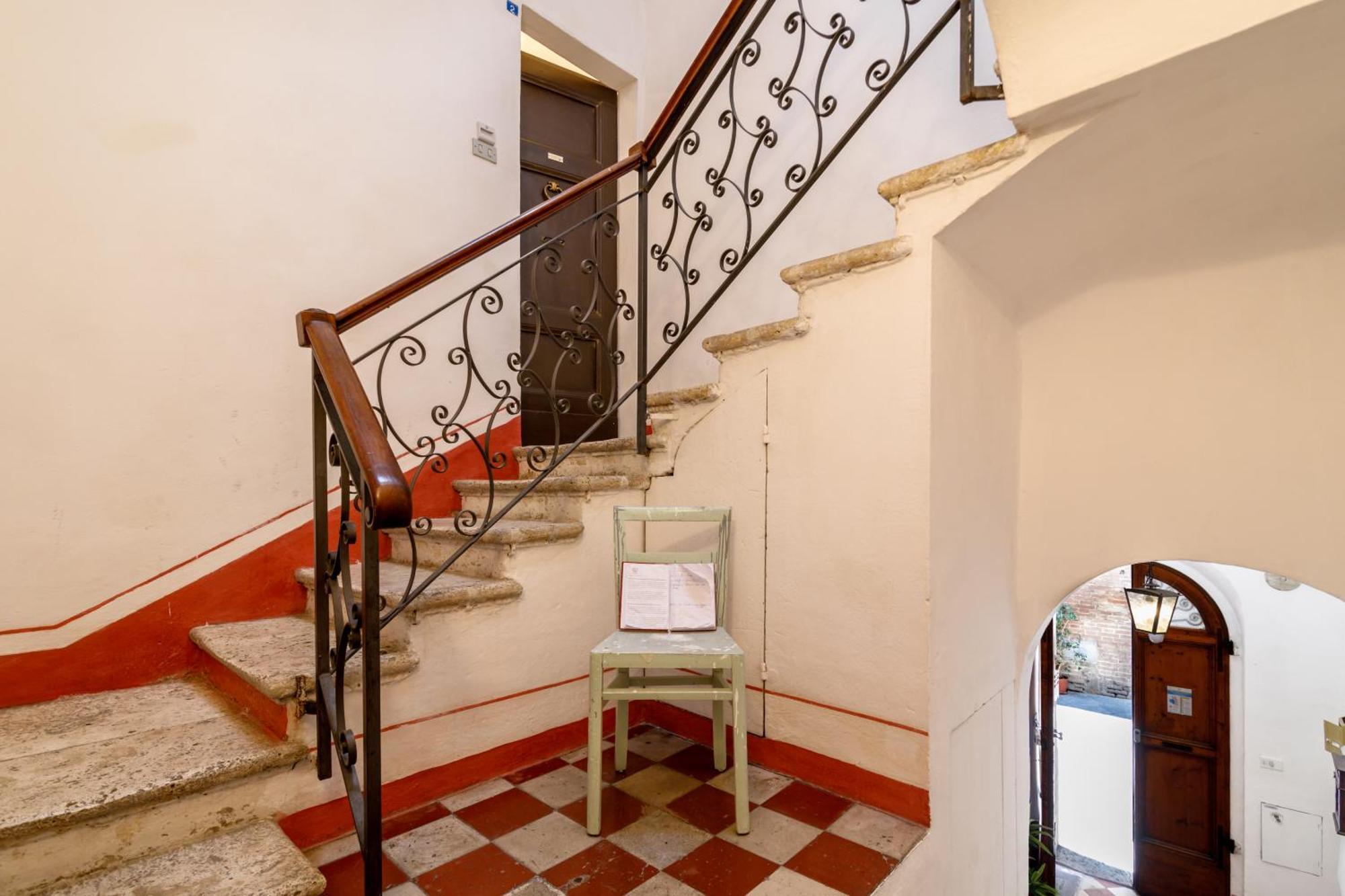 Charme Centro Storico Apartment Siena Exterior foto
