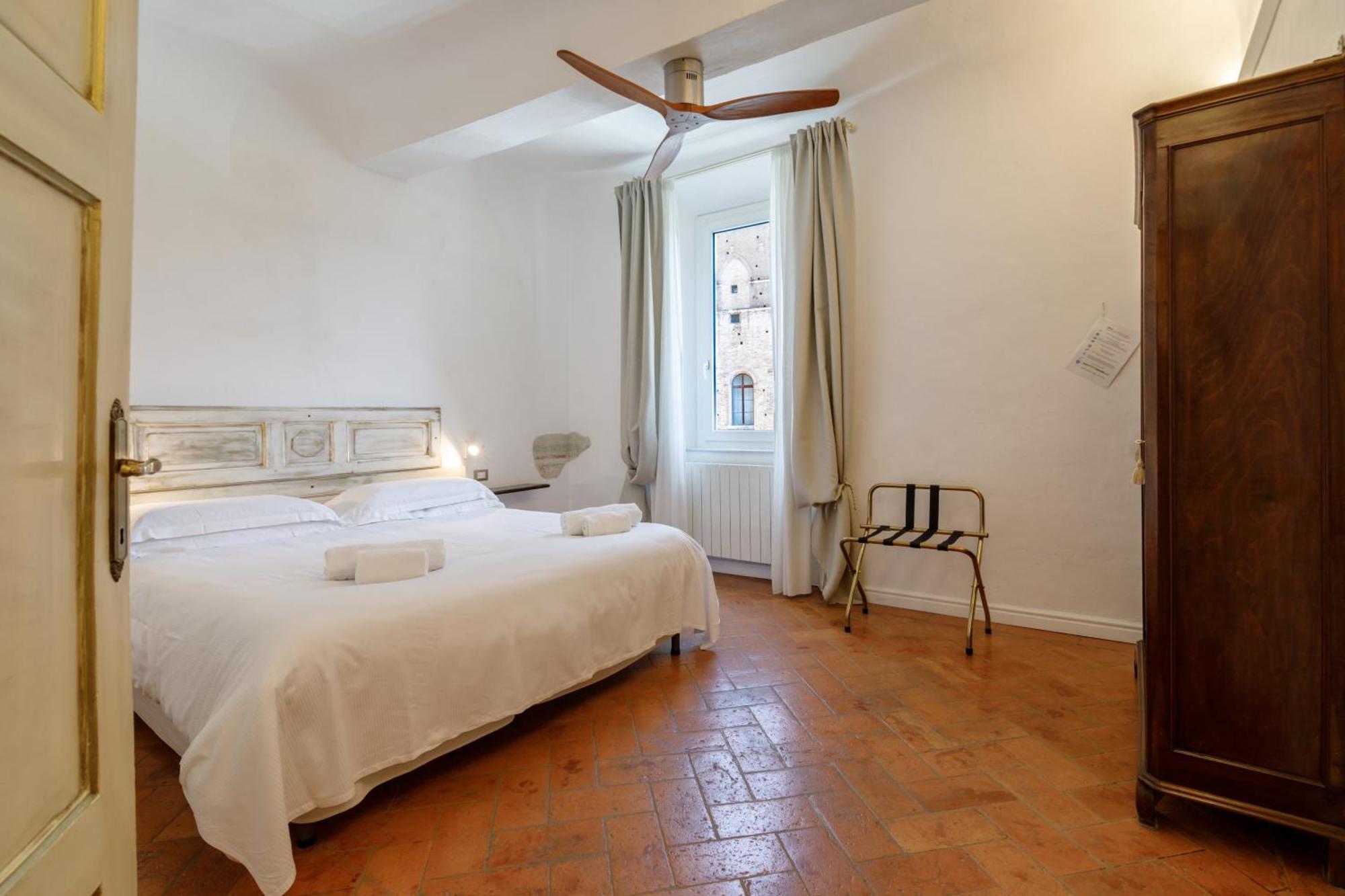 Charme Centro Storico Apartment Siena Exterior foto